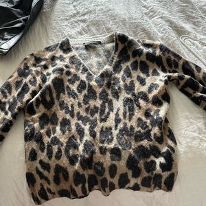 360 cashmere cheetah print sweater